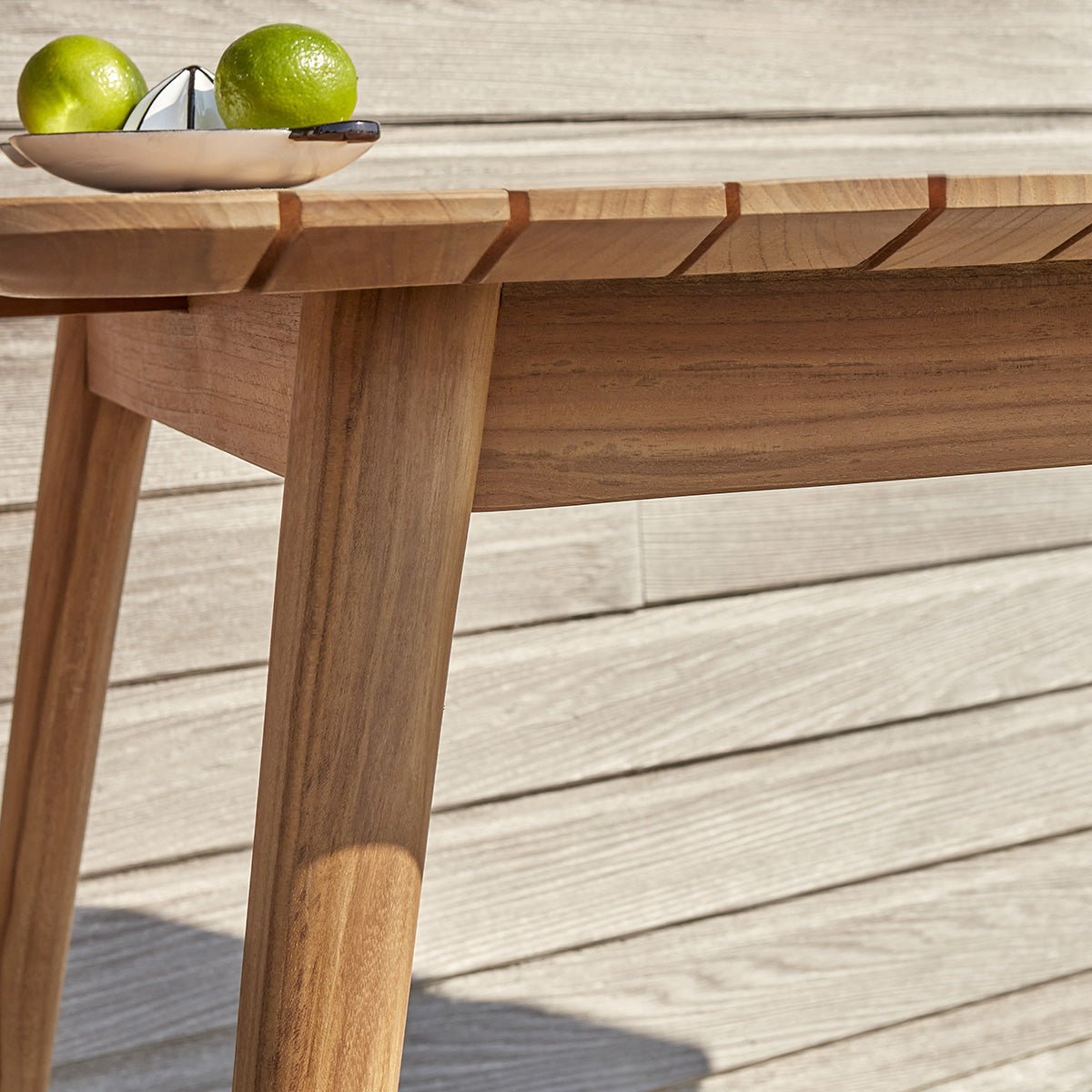 Table de jardin en teck massif 4/6 places APRIL naturel, BERAH GETAH