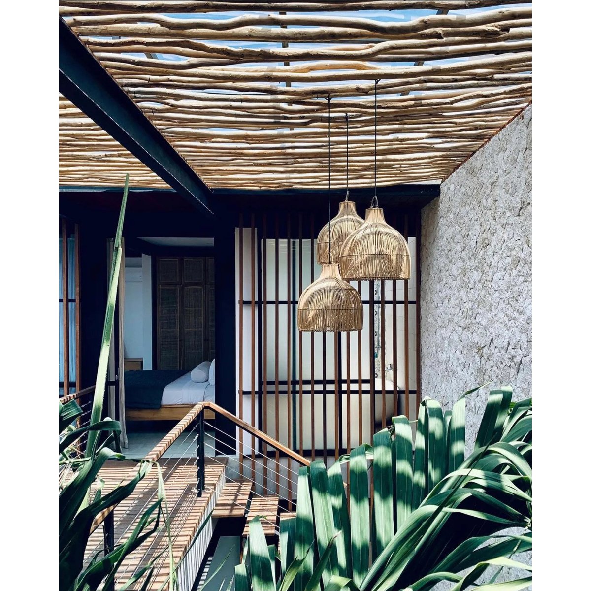 Suspension en rotin LOBSTER TRAP beige, BAZAR BIZAR