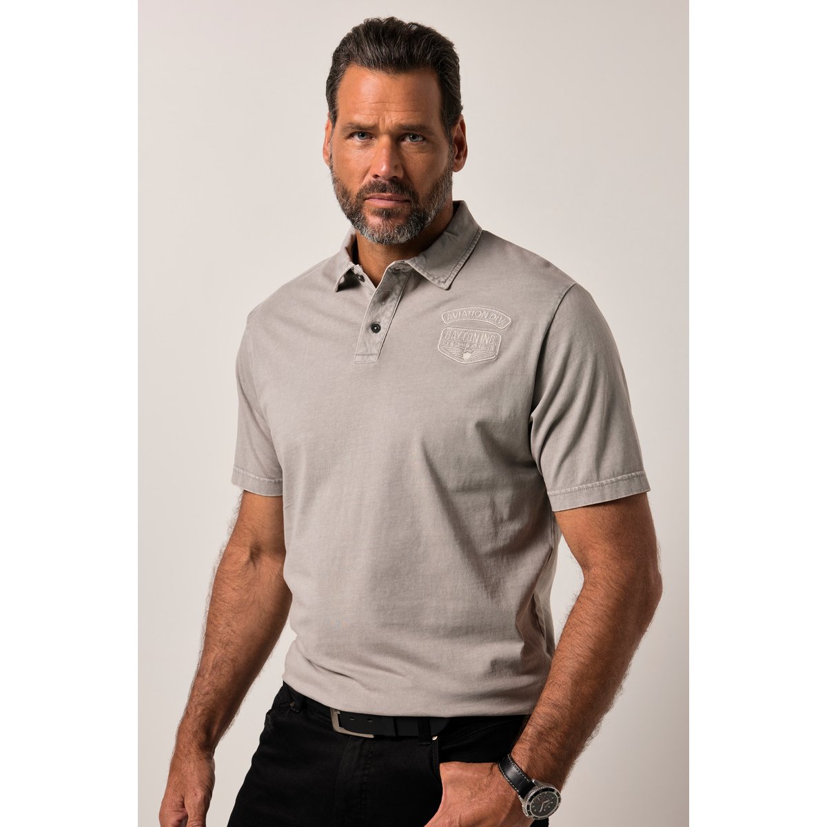 Polo esprit vintage. Manches courtes gris cendré, JP1880