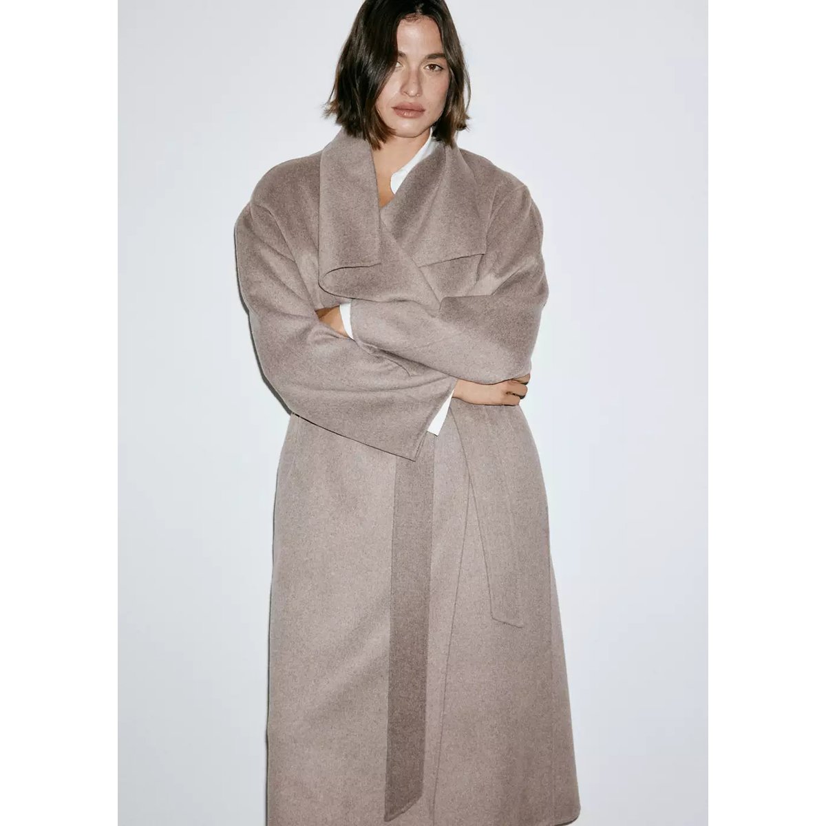 Manteau laine fait à la main ceinture marron moyen, MANGO