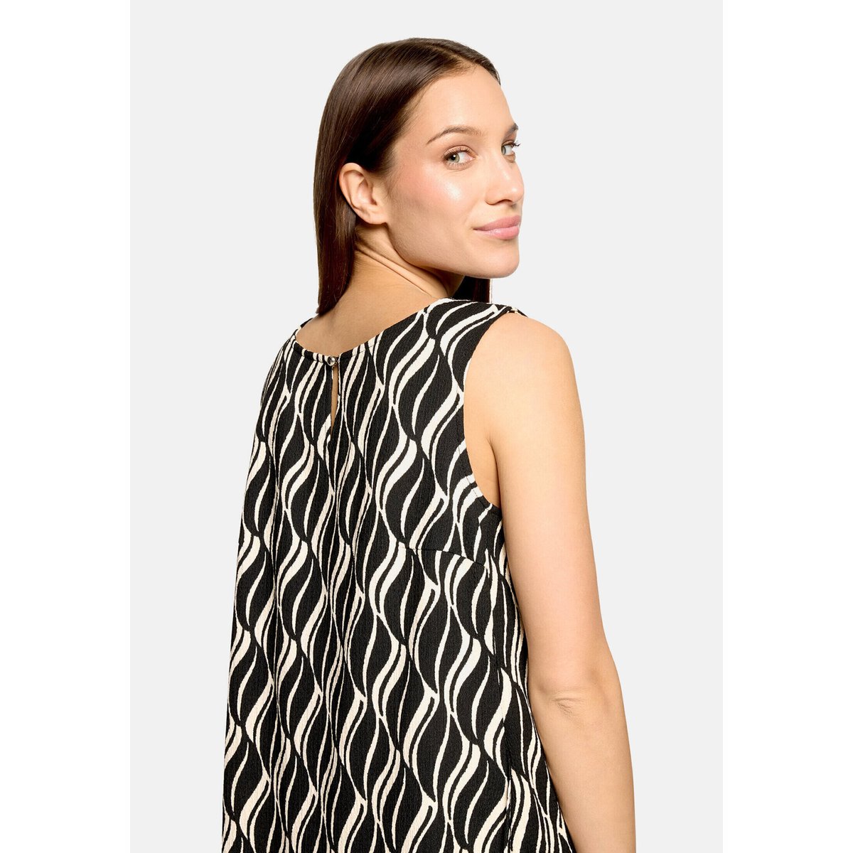 Robe détente sans manches noir/beige, BETTY BARCLAY
