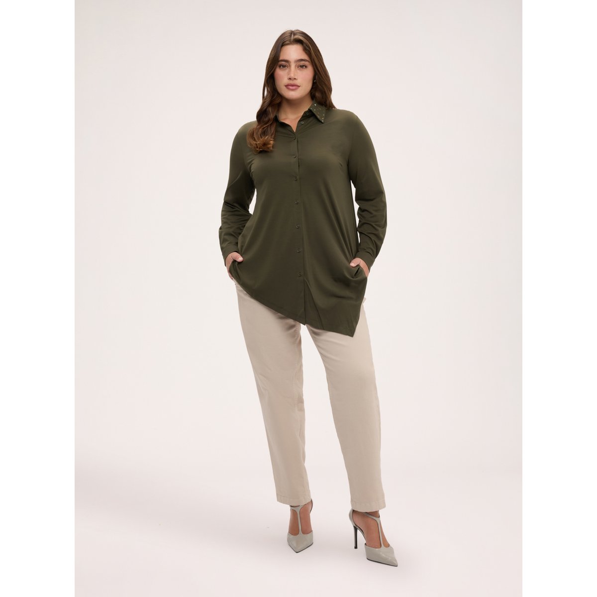 Chemise asymétrique à clous verde militare, FIORELLA RUBINO
