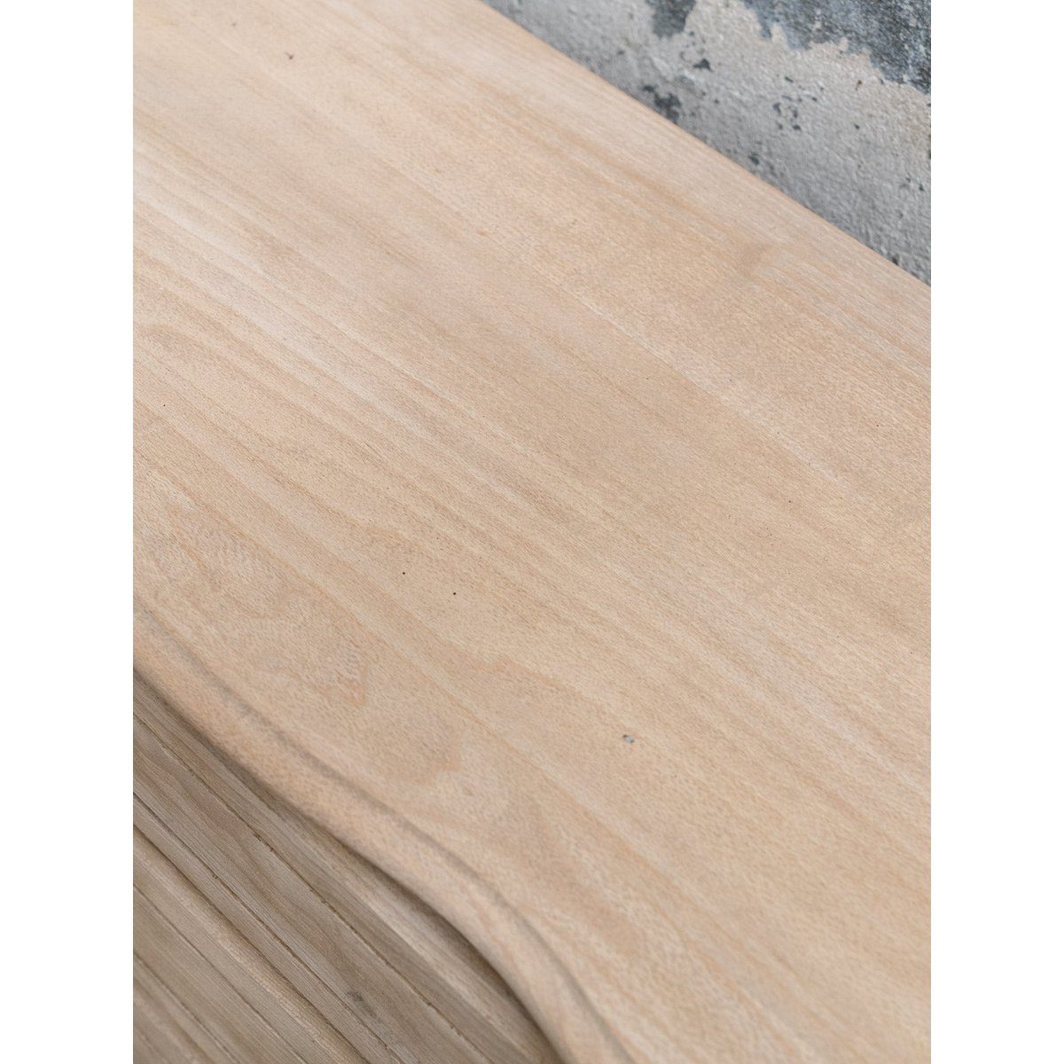 Commode en bois moulurée Garance N°773 - Bon état bois clair, DEBONGOUT