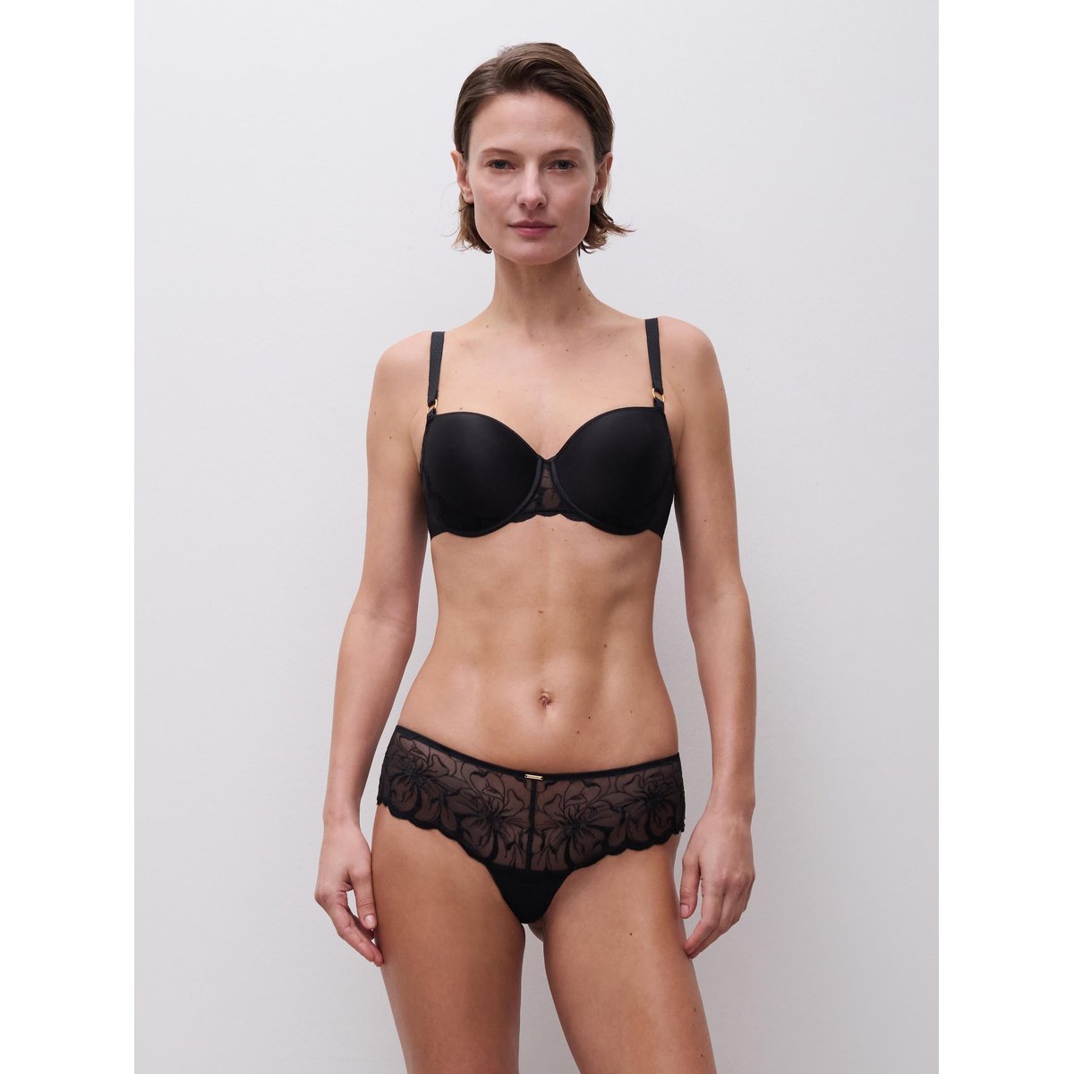 Soutien-gorge corbeille mémoire de forme FLEURS noir, CHANTELLE