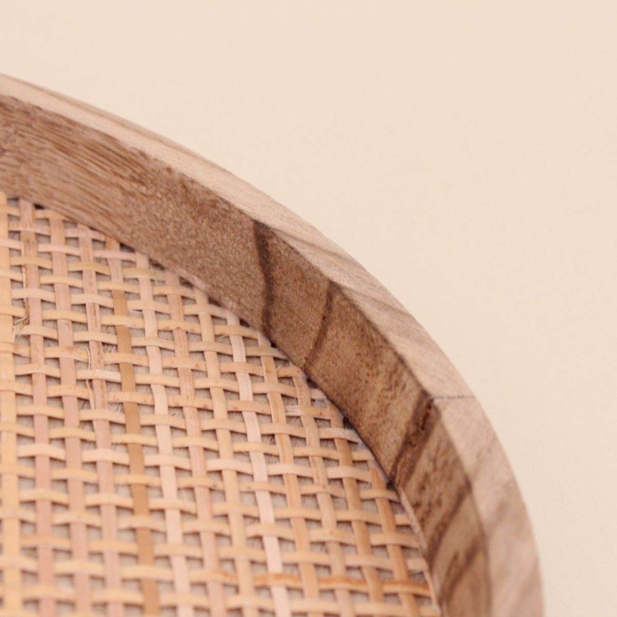 Set de 2 plateaux ronds en cannage naturel, ORNAMI