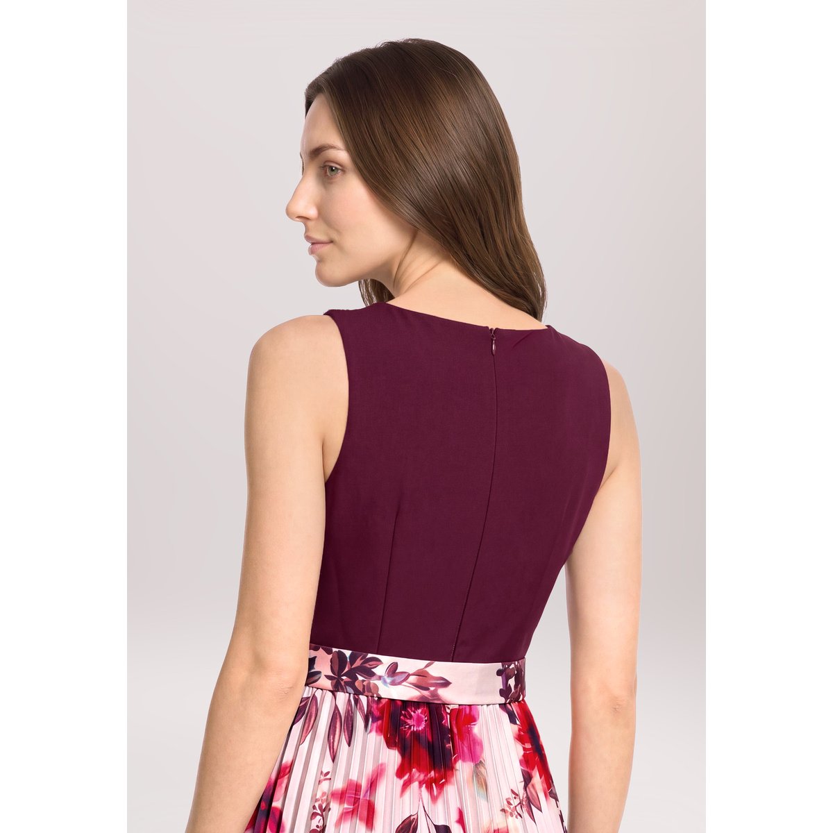 Robe de cocktail à plis patch dark red/cream, VERA MONT