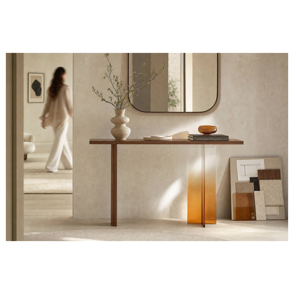 Console en noyer et méthacrylate noyer, transparent et ambre, RECOLLECTION
