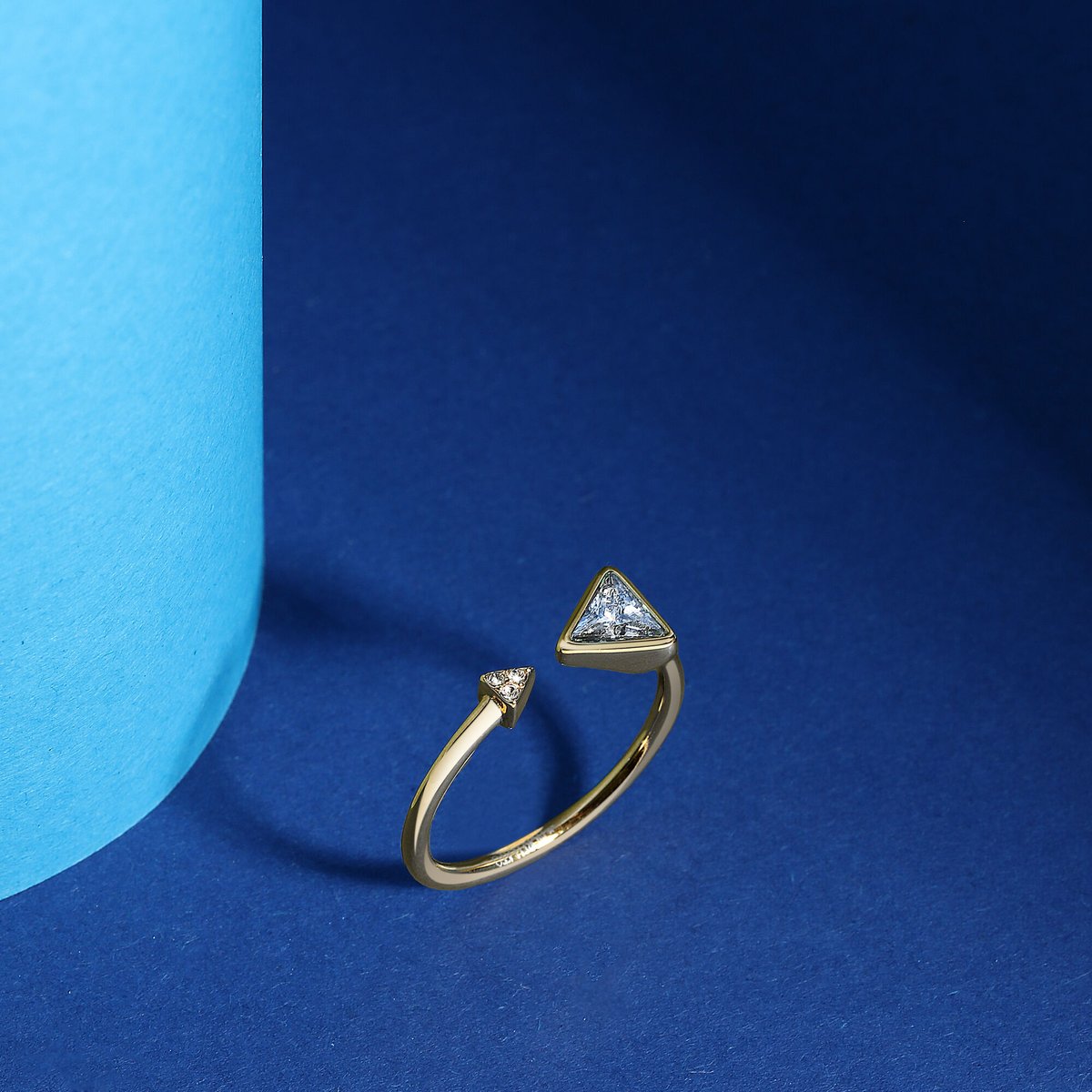 Bague en Acier, Zircons, Cristal TRILLIANT or, MORELLATO