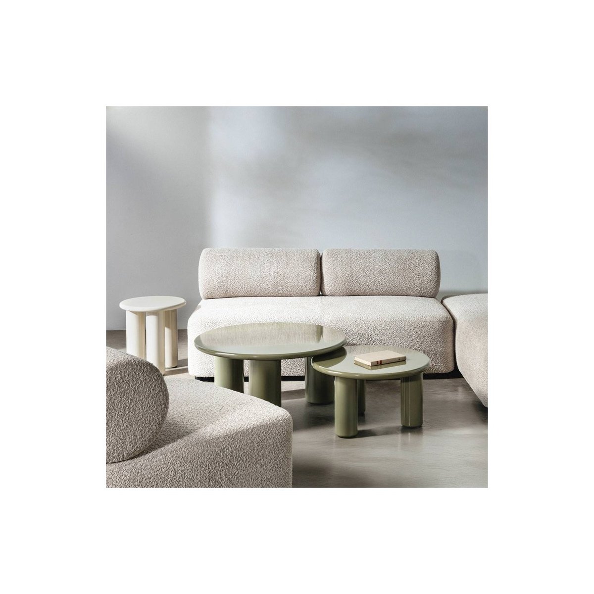 Table d'appoint ronde collection LOLA crème brillant, RECOLLECTION