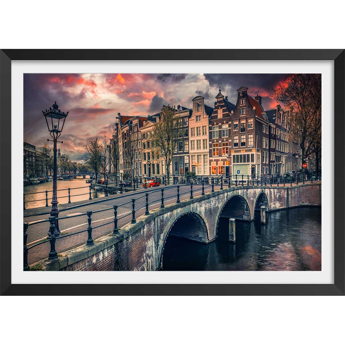 Affiche deco Amsterdam Canaux et ponts affiche + cadre en bois - noir, HEXOA