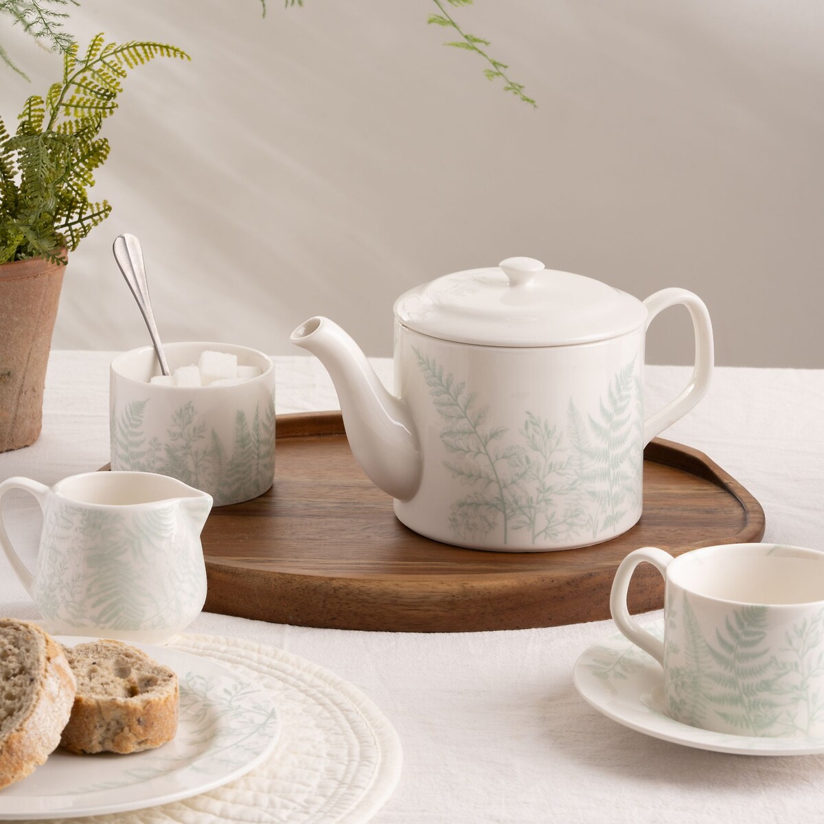 800ml Signature Botanical Teapot green, MARY BERRY