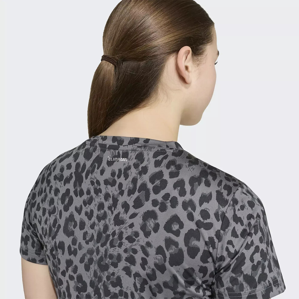 T-shirt de sport imprimé léopard gris, adidas Performance
