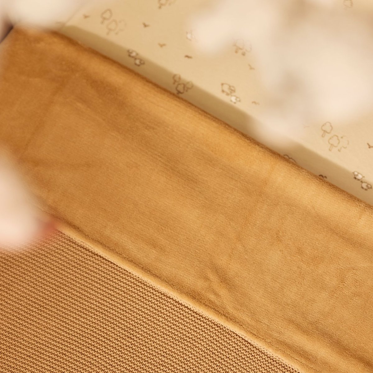 Couverture marron, JOLLEIN