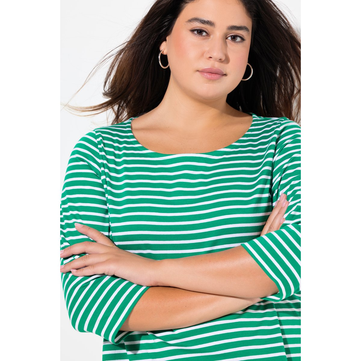 T-shirt rayé. Manches 3/4 et col rond. Coupe vert émeraude, ULLA POPKEN