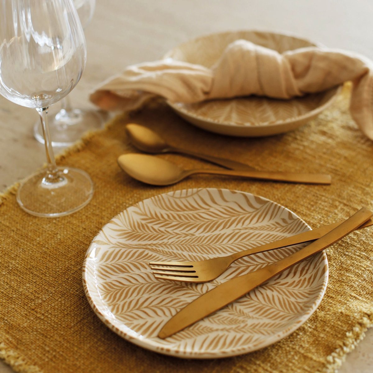 Lot de 6 assiettes creuses en grès, SAVANE beige, NOVASTYL