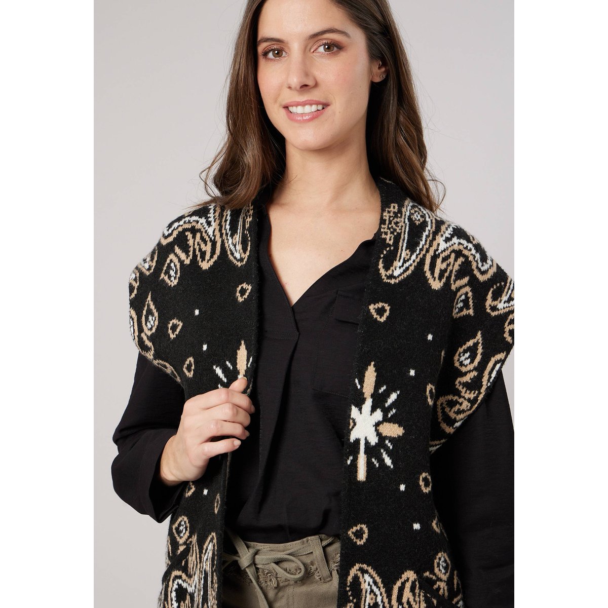 Gilet ample sans manches femme maille jacquard esprit bandana MIRELLA black, DEELUXE