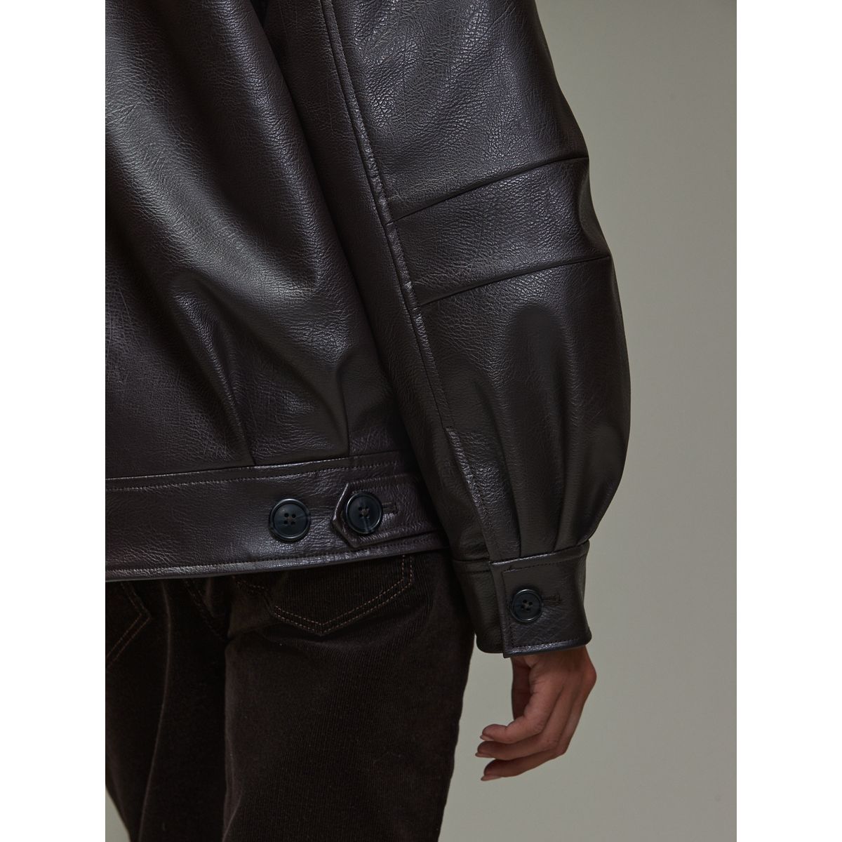 Bomber en pu avec bordure imitation fourrure marron chocolat, NEXT