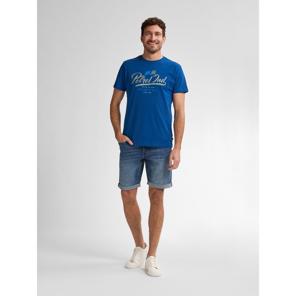 Short en denim bullseye sail bleu vintage blue, PETROL INDUSTRIES
