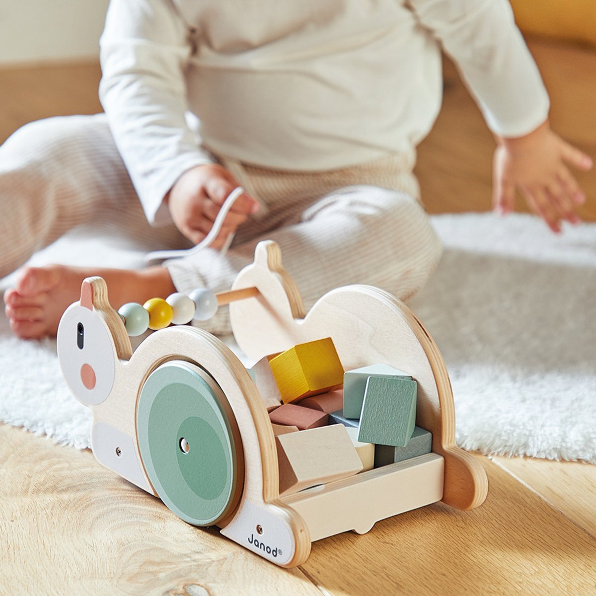 Chariot Cube Jouet D'éveil À Tirer Et 16 Cubes multicolore, JANOD