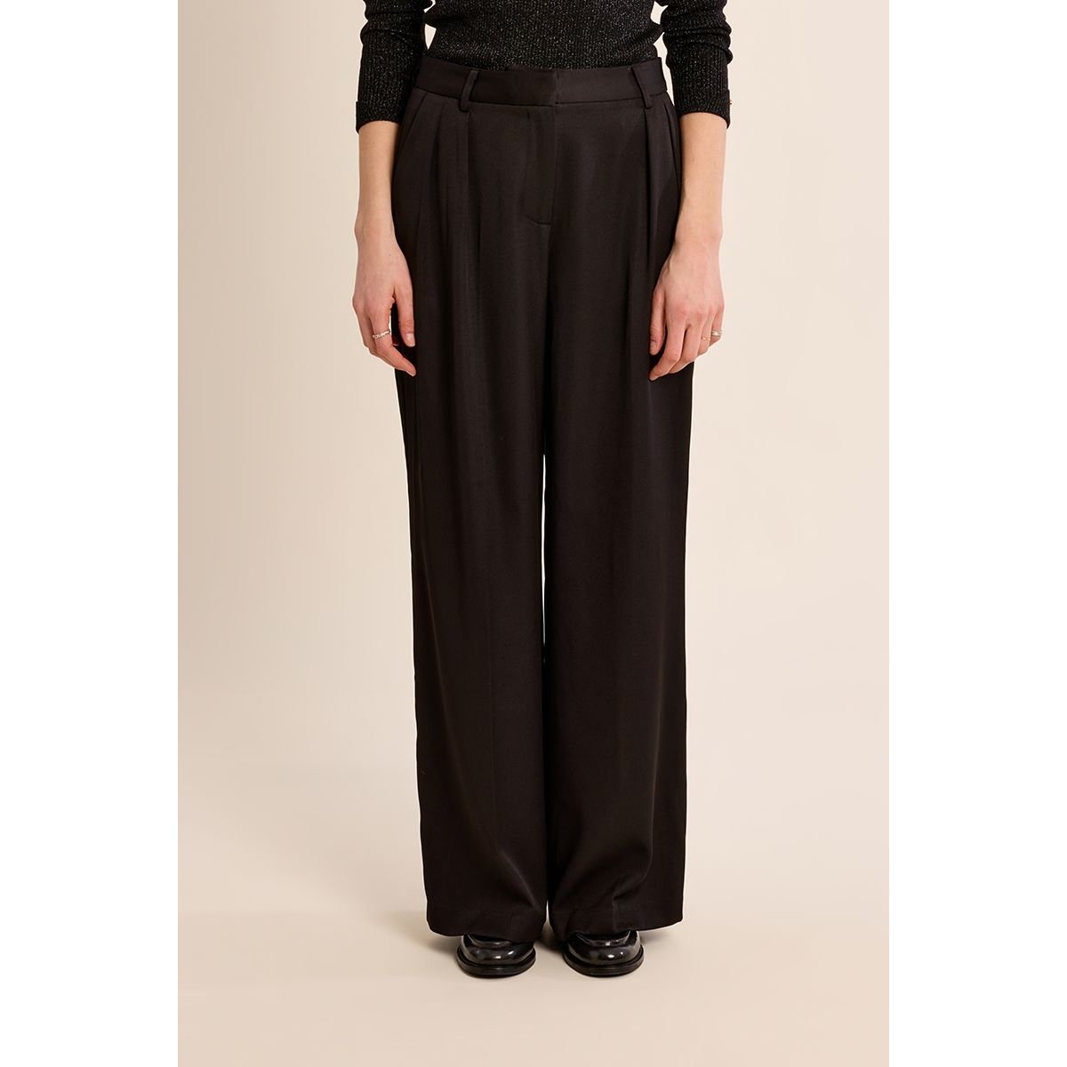 Pantalon à pinces droit noir, MOLLY BRACKEN