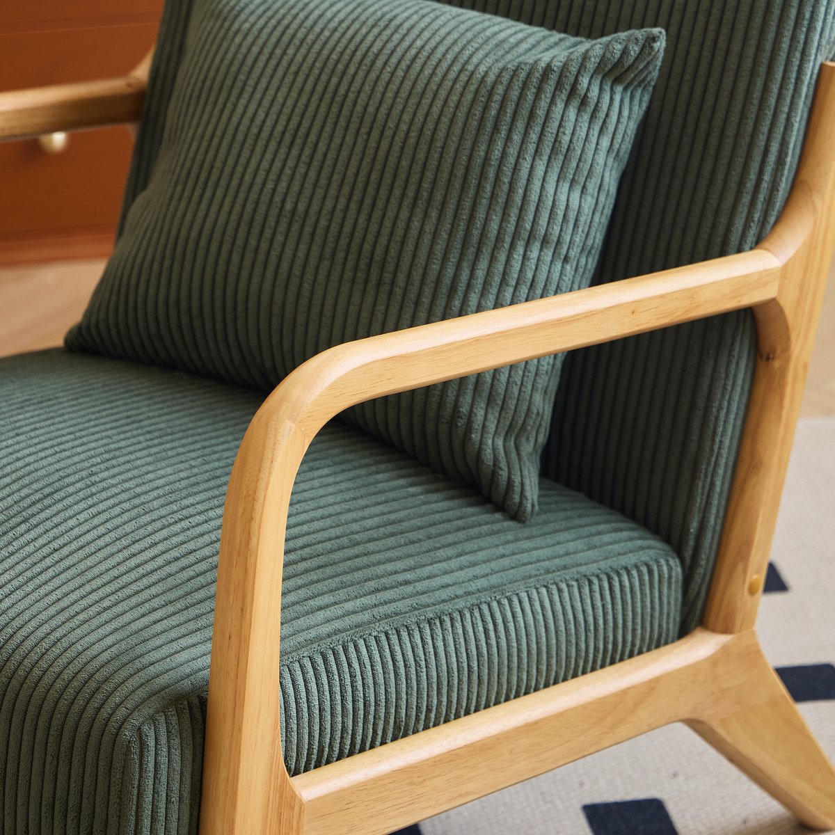 Fauteuil de salon en velours côtelé, OHAMA vert, NORDLYS