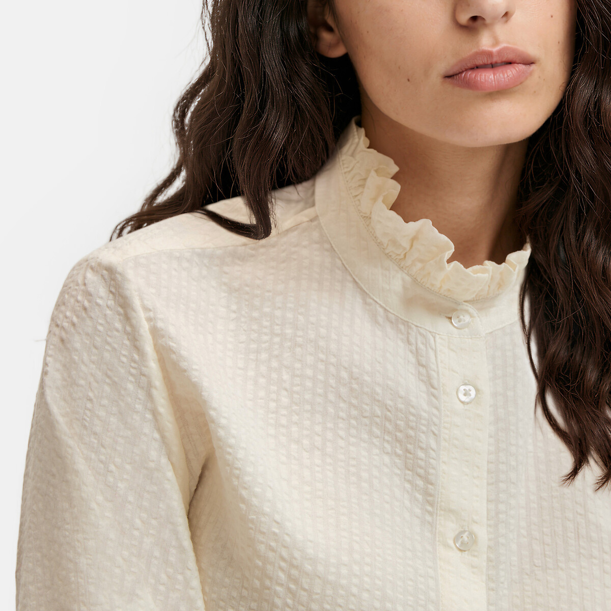 Blusa de manga larga con cuello volado, confeccionada en algodón seersucker crudo, LA REDOUTE COLLECTIONS