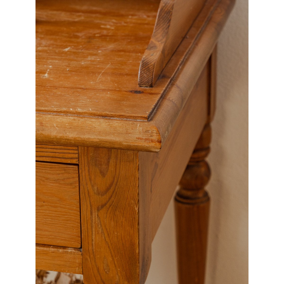 Coiffeuse vintage en bois clair Louise N°259 - Bon état bois clair, DEBONGOUT
