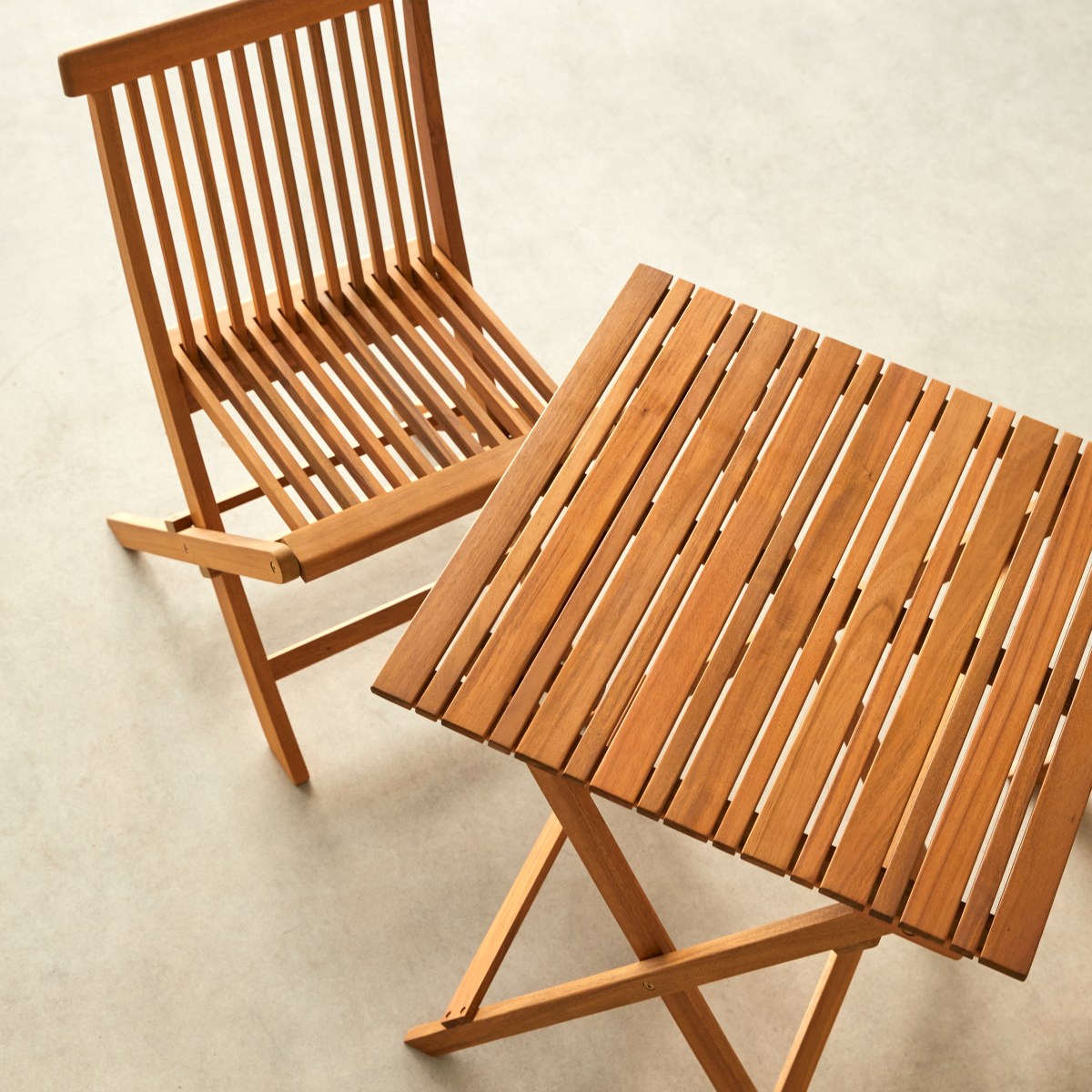 Ensemble table et chaises de jardin en Acacia massif, BISTRO marron, TIKAMOON