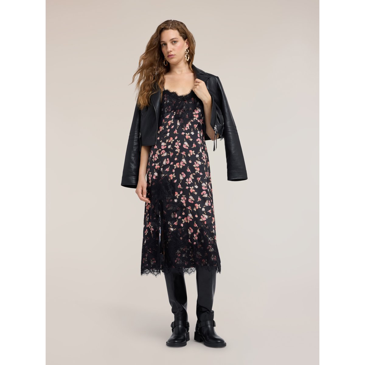 Robe avec imprimé floral et dentelle noir, MOTIVI