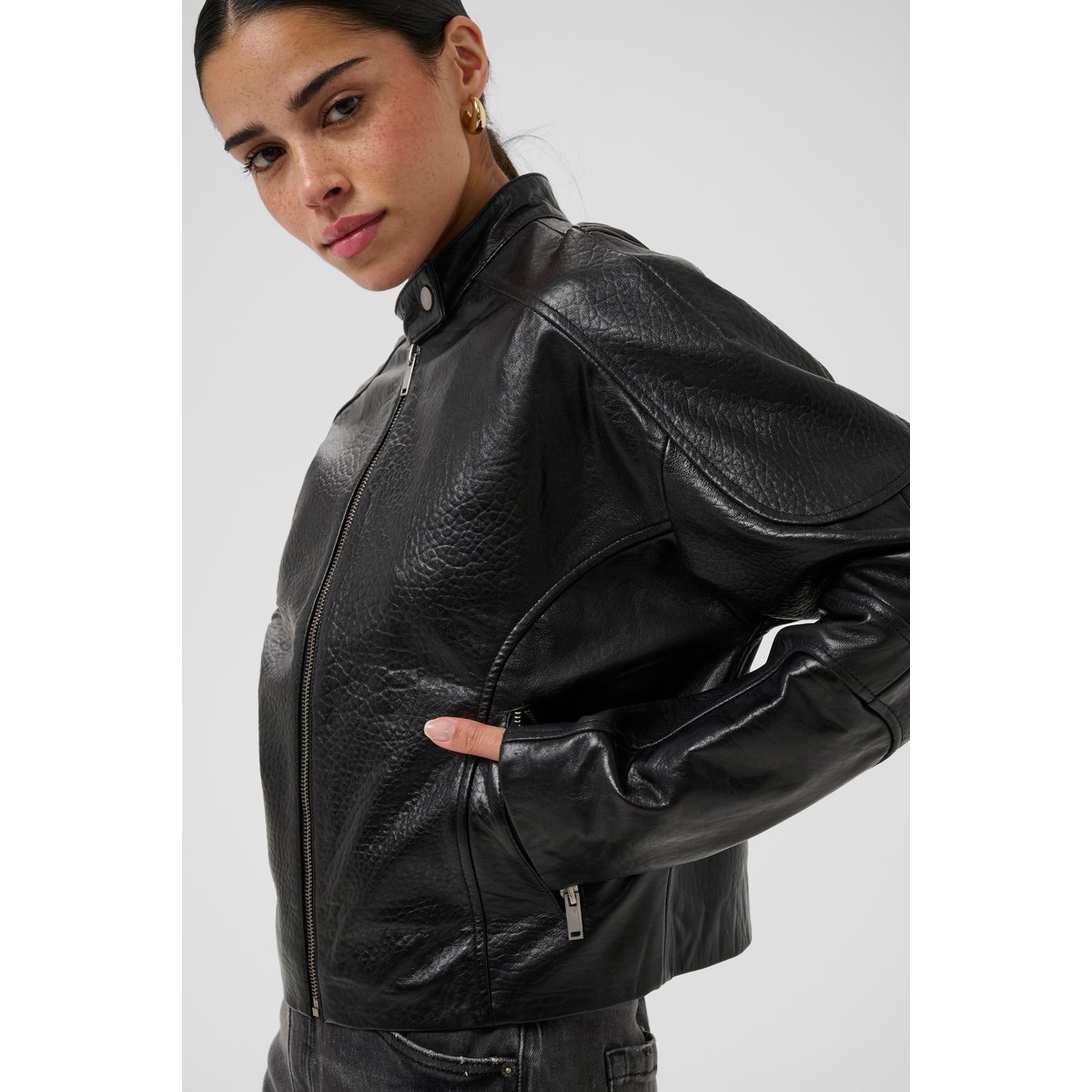 Veste en cuir noir black deep, KAFFE
