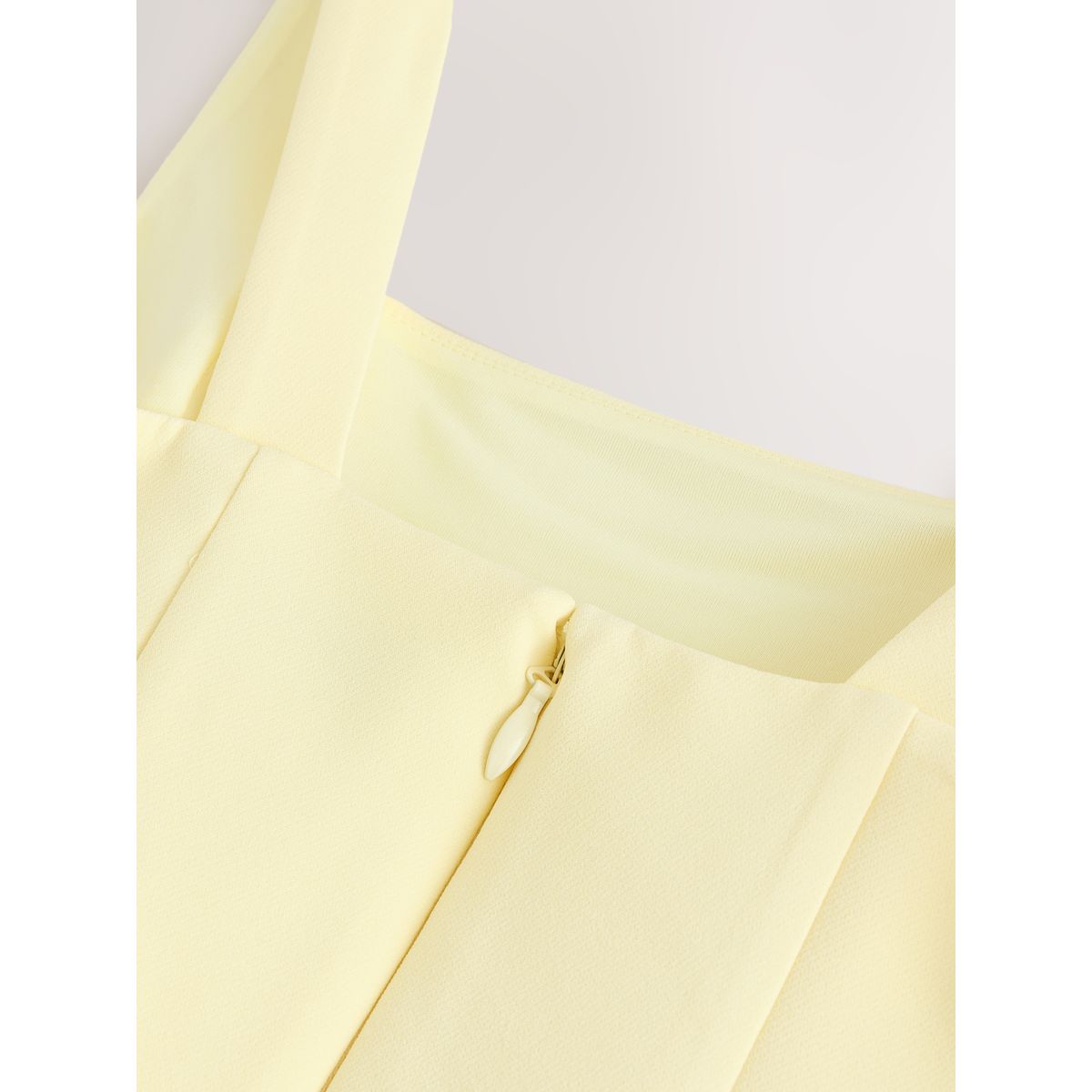 Robe courte grande occasion à taille cintrée jaune, NEXT