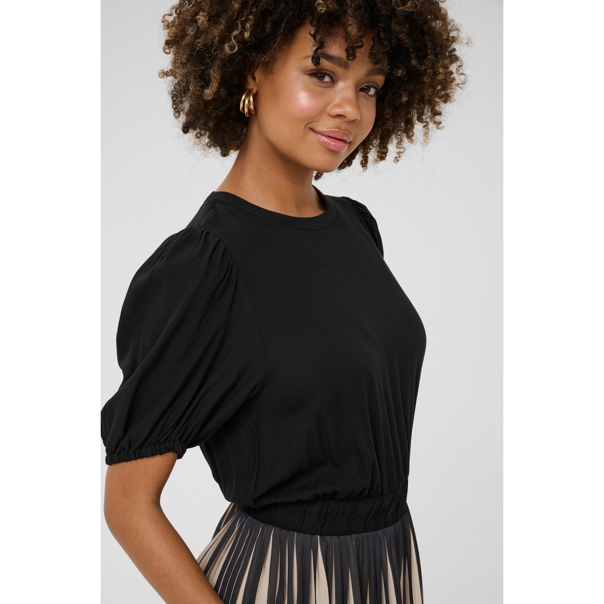 Robe noir, CULTURE