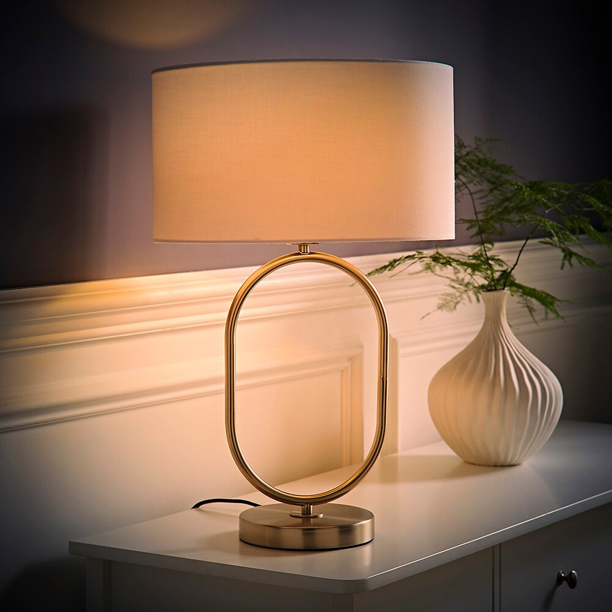 Aubrey Brushed Chrome Oval Table Lamp with Drum Shade white, SO'HOME
