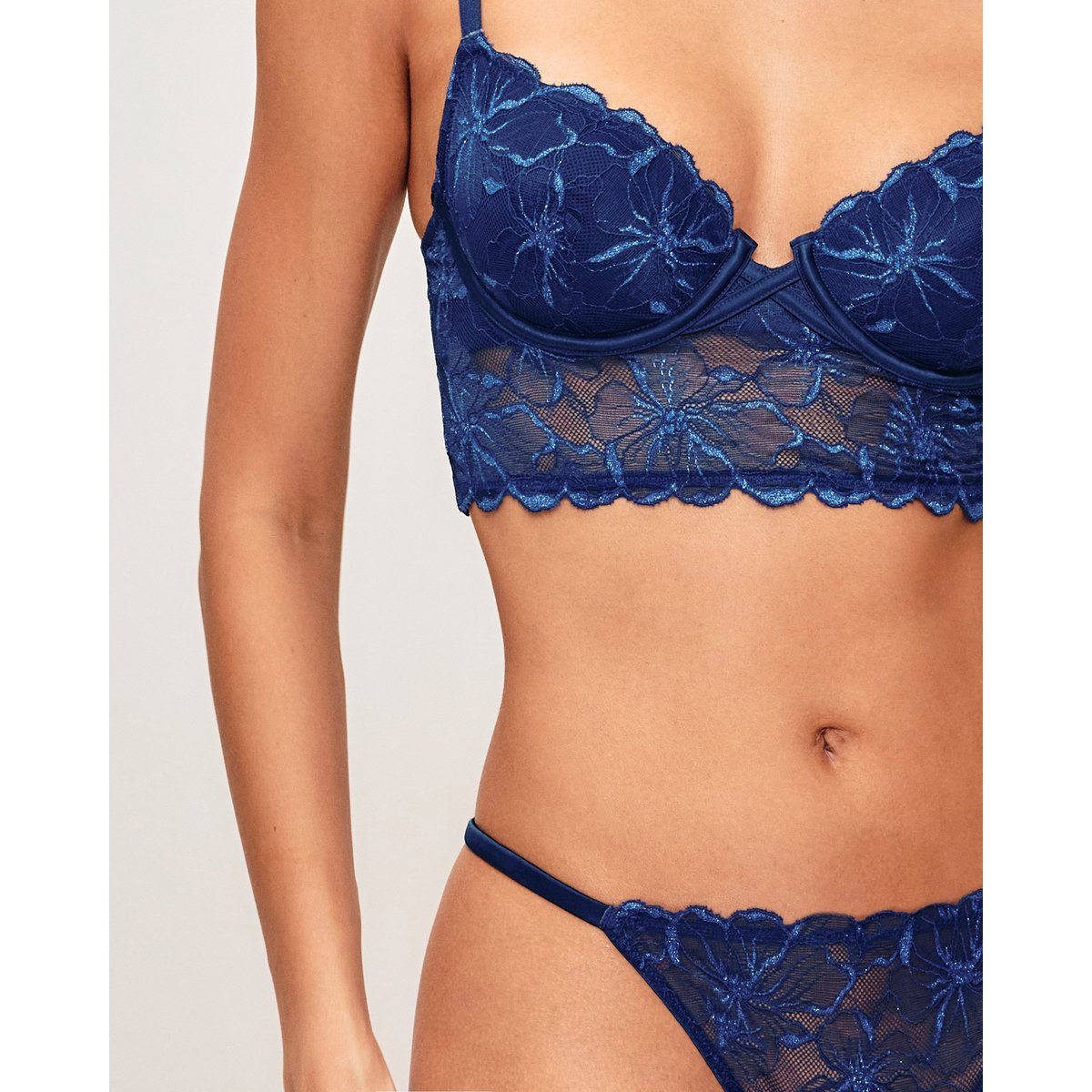 Soutien-gorge bustier corbeille en dentelle florale SOHANIZ bleu marine, UNDIZ