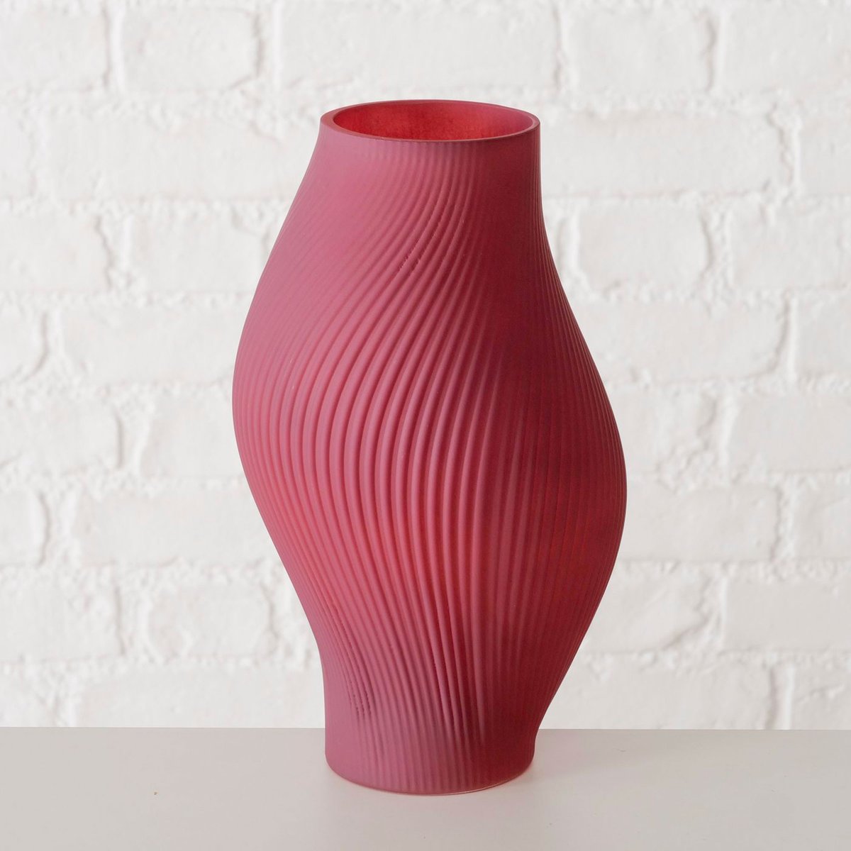 Vase design en verre rouge 17x17x30cm rouge, WADIGA