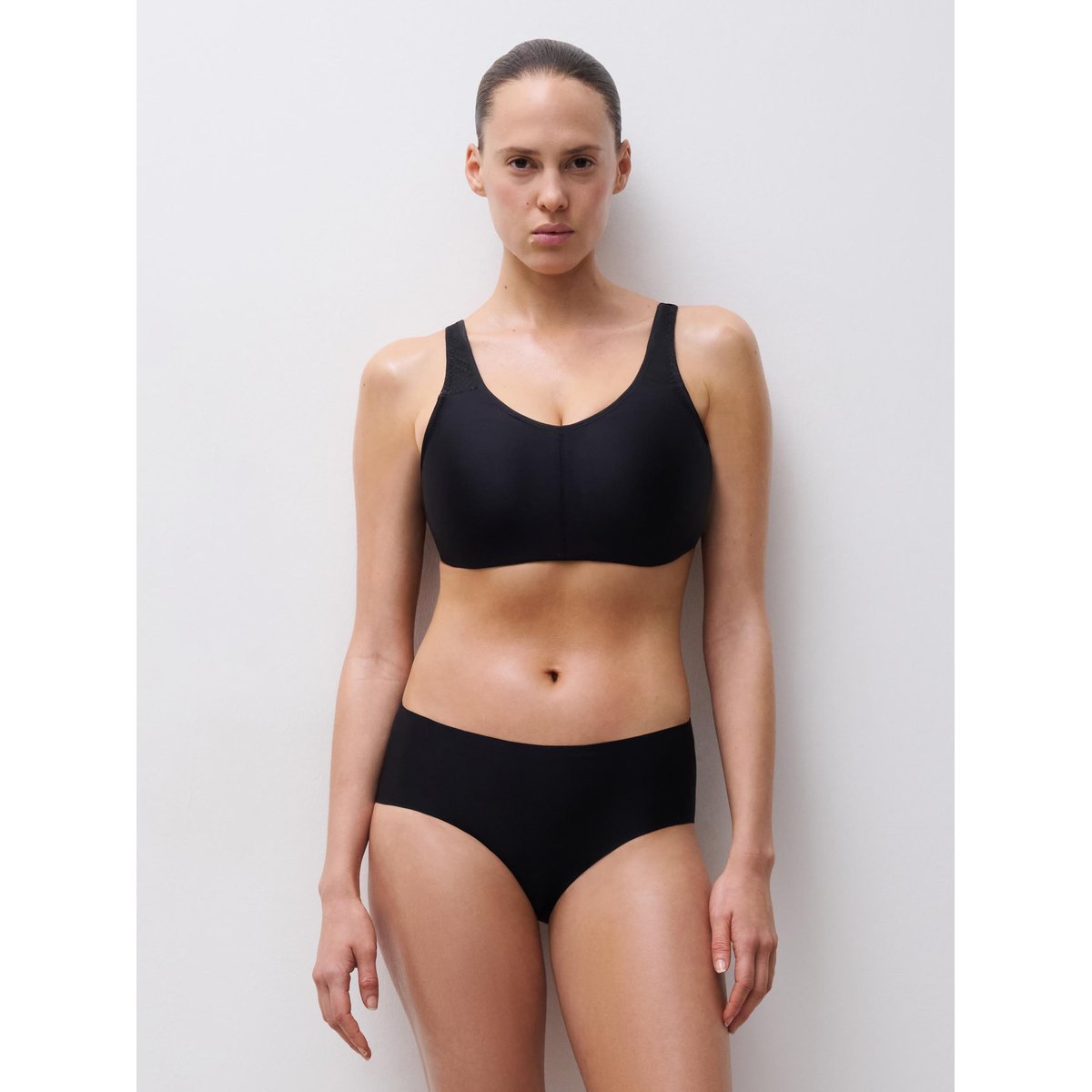 Soutien-gorge moulé emboîtant SPORT noir, CHANTELLE