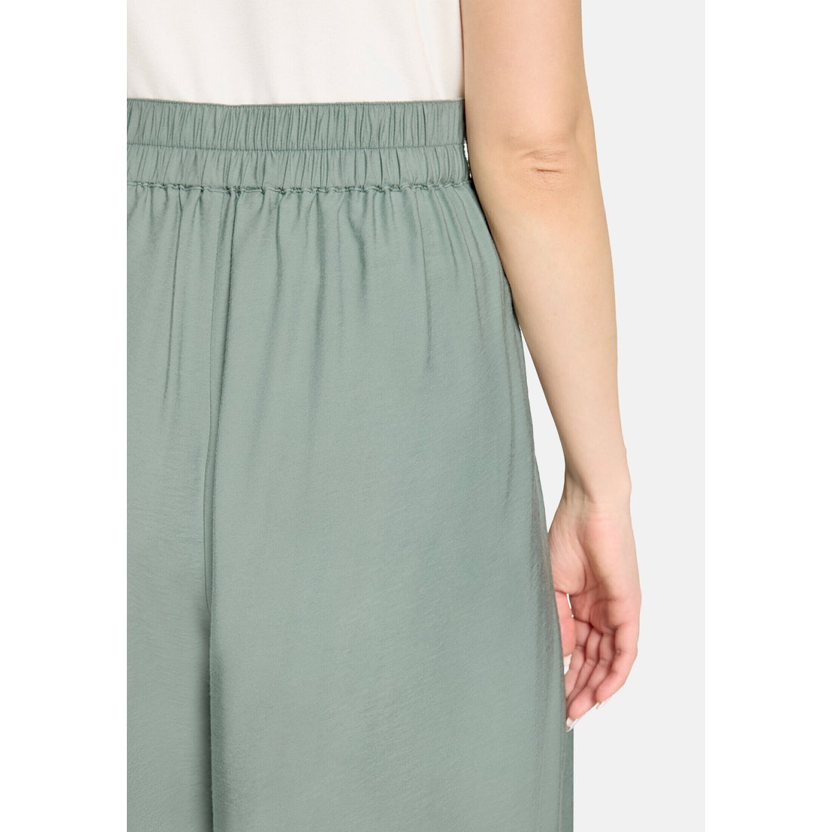 Jupe-culotte à pinces chinois green, BETTY BARCLAY