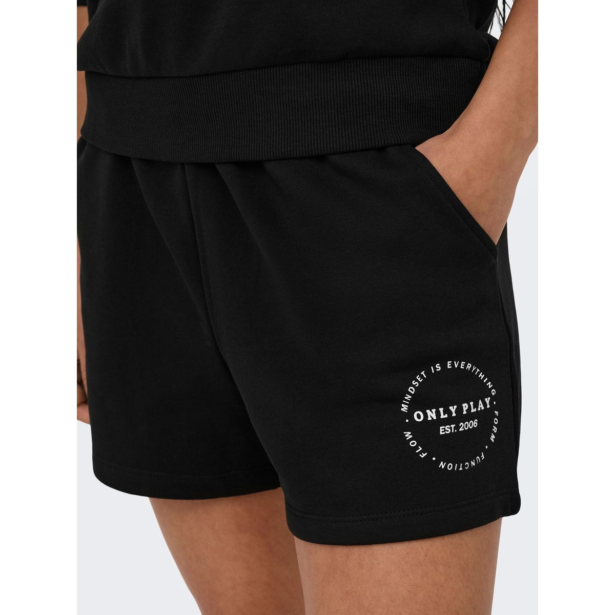 Short En Molleton black 1, ONLY PLAY