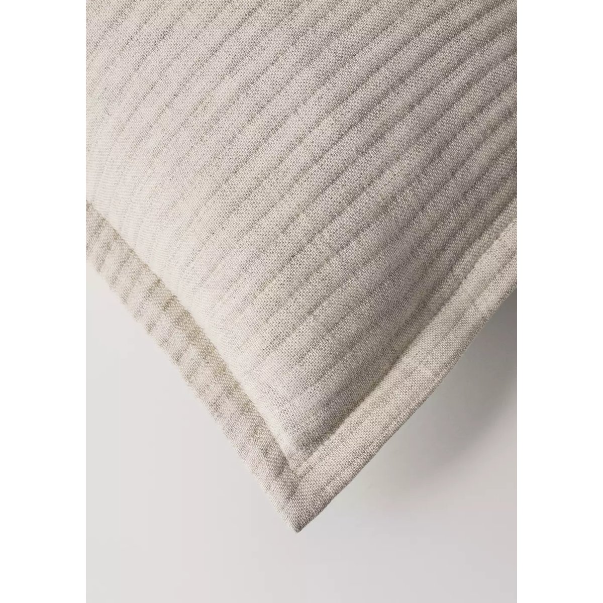 Housse de coussin en coton et lin à reliefs verticaux 50 x 50 cm sable, MANGO HOME
