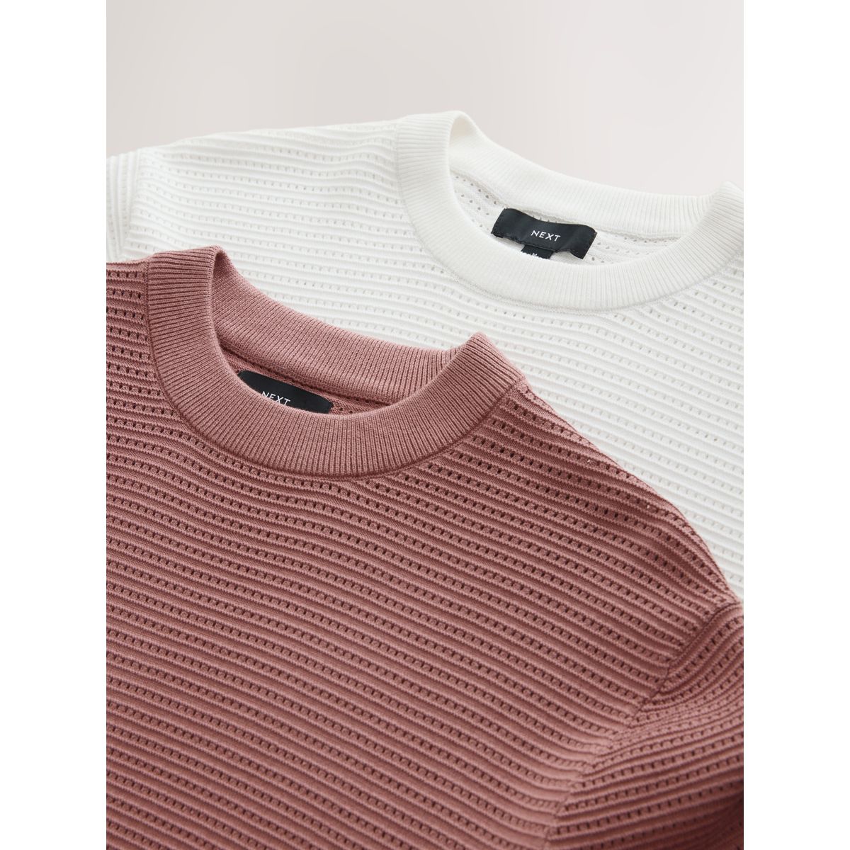T-shirt ras du cou texturé, lot de 2 blanc/rose prune, NEXT