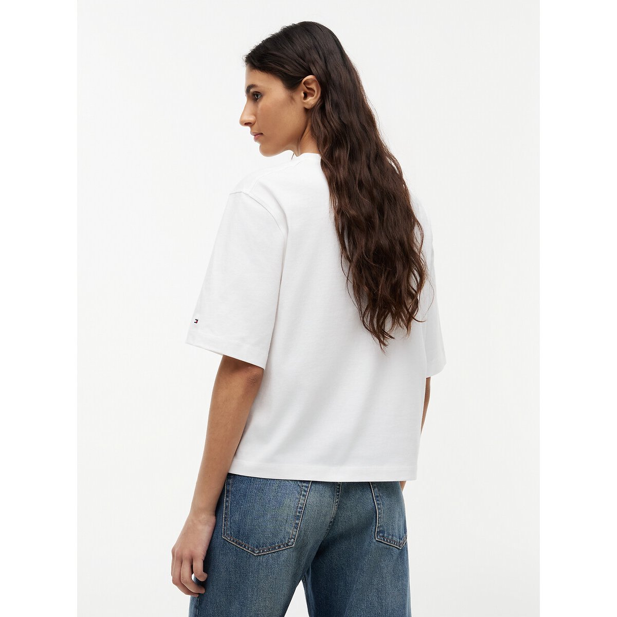 T-shirt de corte trapezoidal com gola redonda e logótipo cru, TOMMY HILFIGER