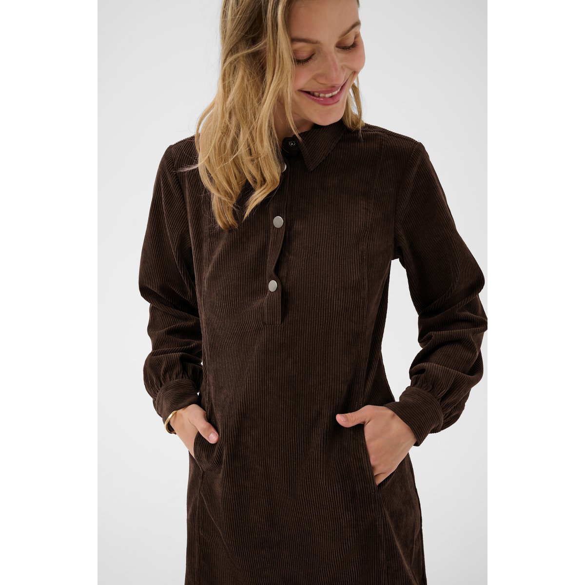 Robe marron java, CREAM