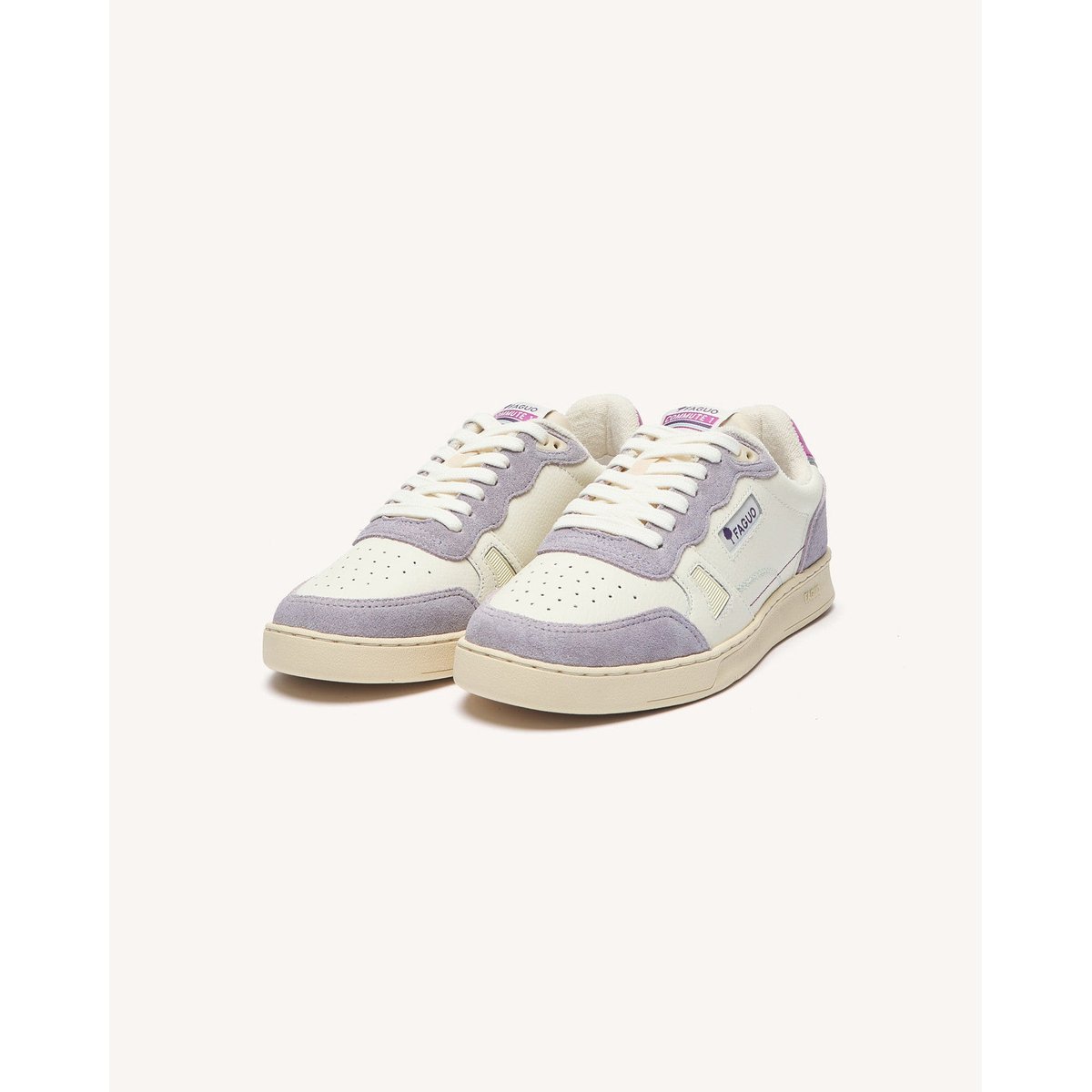 Baskets basses cuir suede COMMUTE 1 blanc et rose grisé, FAGUO