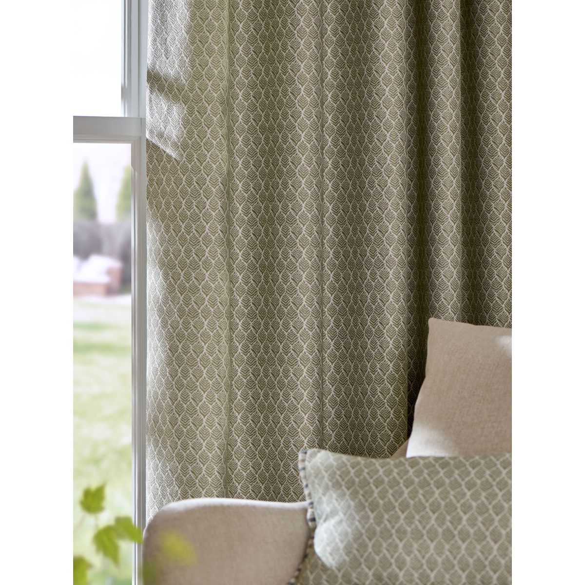 Rideaux doublés jacquard à œillets/feuilles vert, NEXT