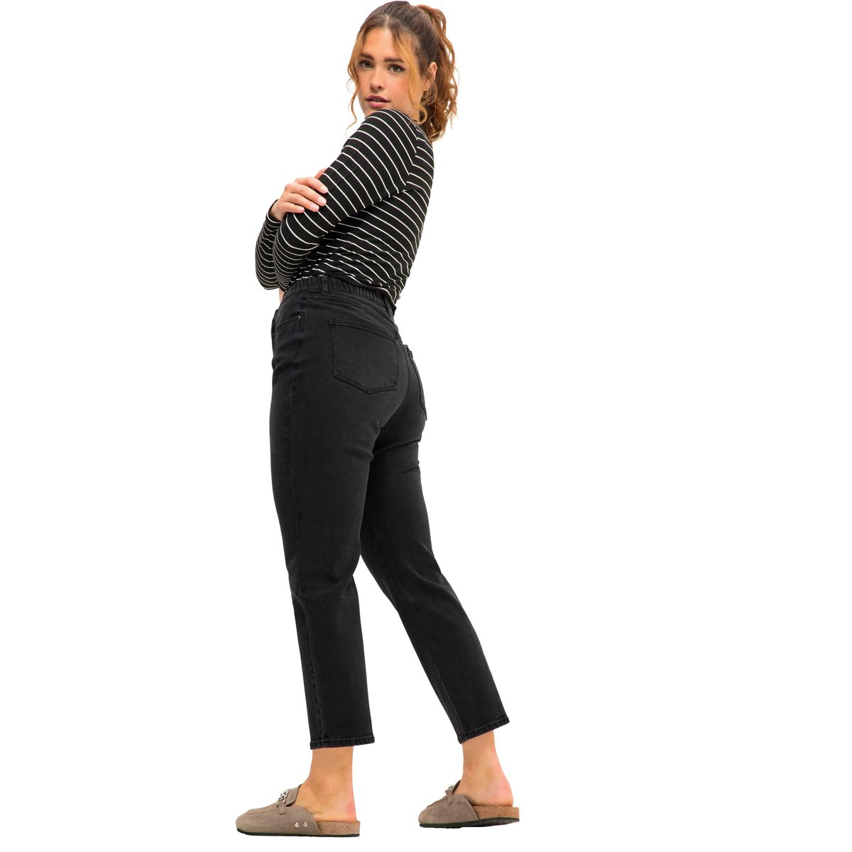 Jean Mom à taille élastique. Coupe jambes noir, STUDIO UNTOLD