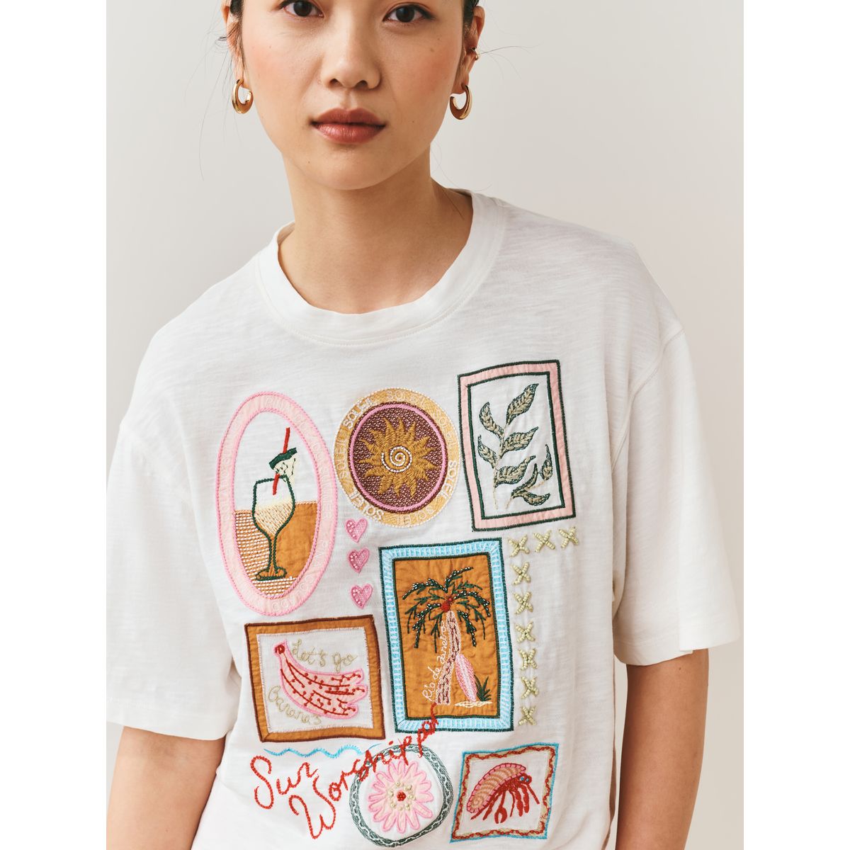 T-shirt à manches courtes avec broderie blanc écru, NEXT
