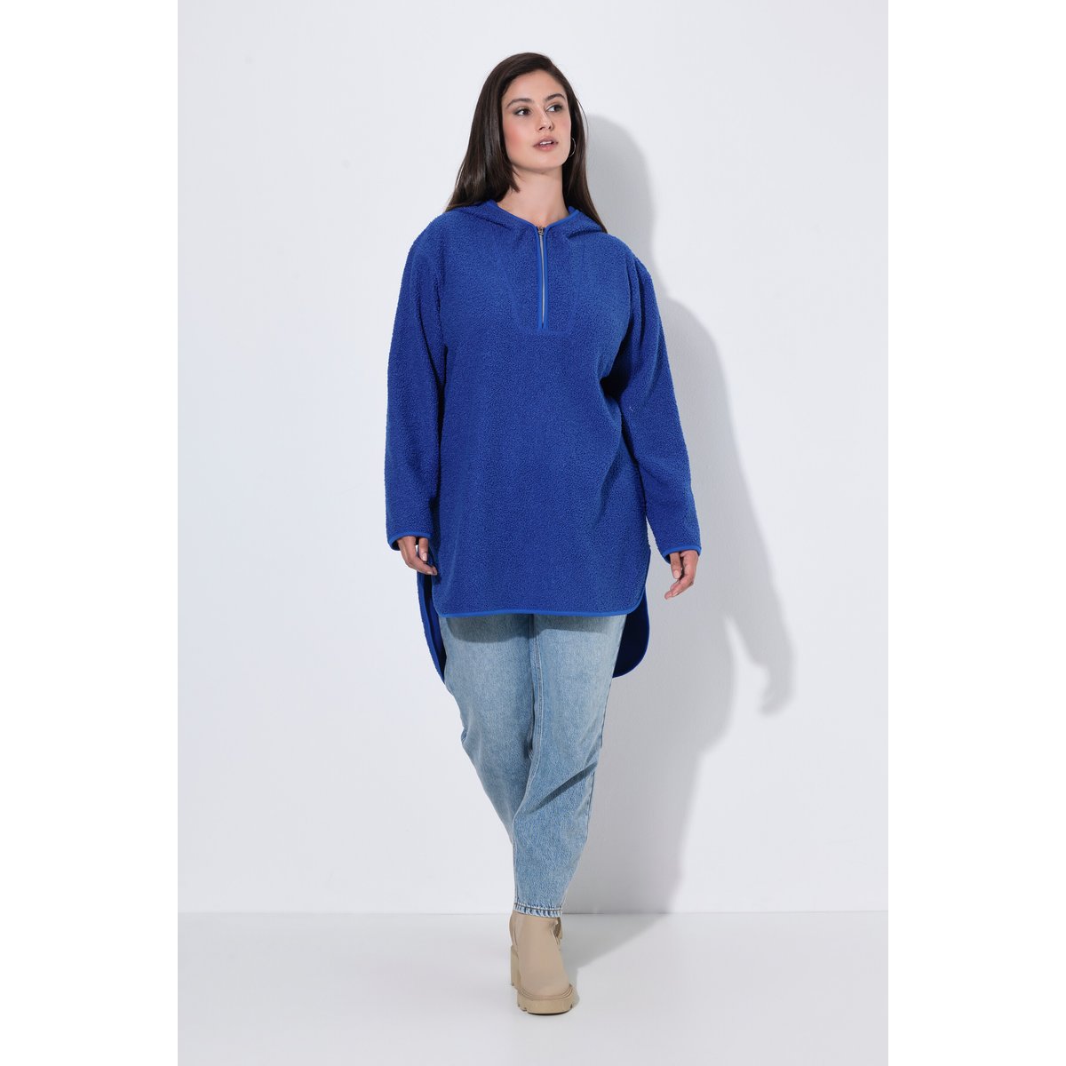 Sweat-shirt long en polaire bouclée, capuche bleu cobalt, ULLA POPKEN