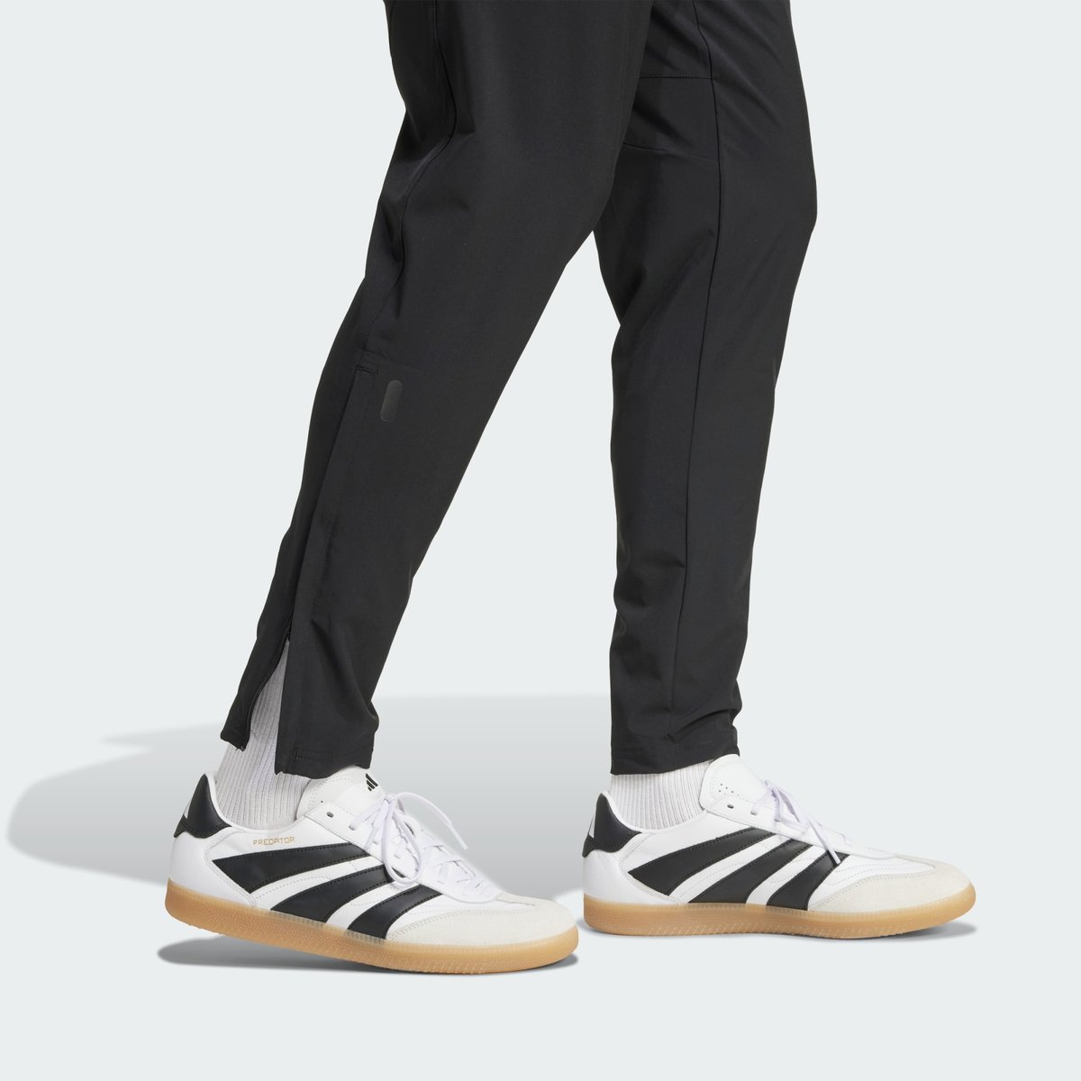 Pantalon de voyage Juventus Tiro 25 Competition Vis Tech black, adidas Performance