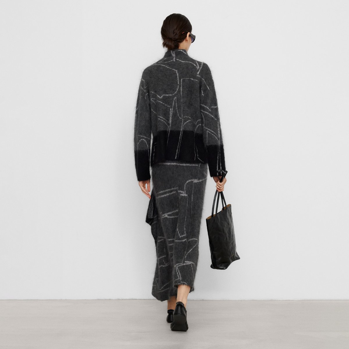 Pull avec mohair et laine mérinos en jacquard gris/noir, ADOLFO DOMINGUEZ