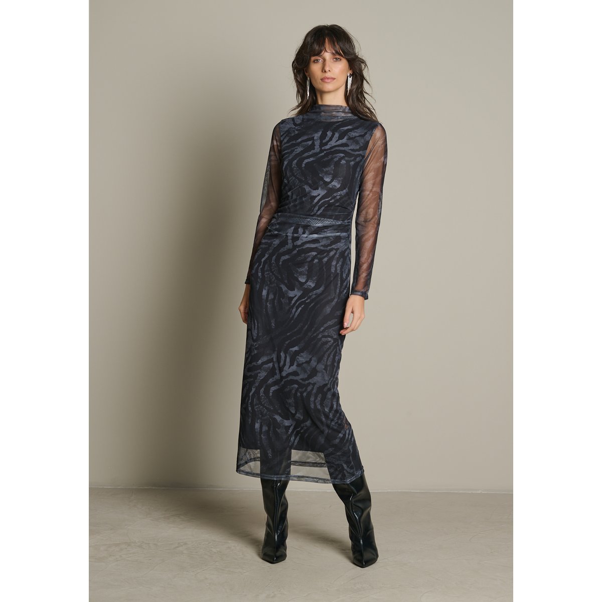 Robe longue en tulle imprimé noir, LOLALIZA